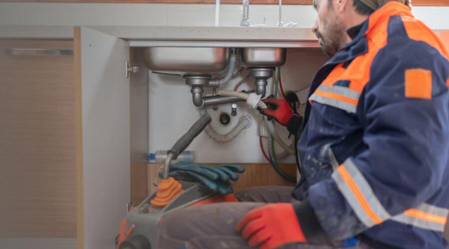 Professional water heater repair in New Lothrop, MI